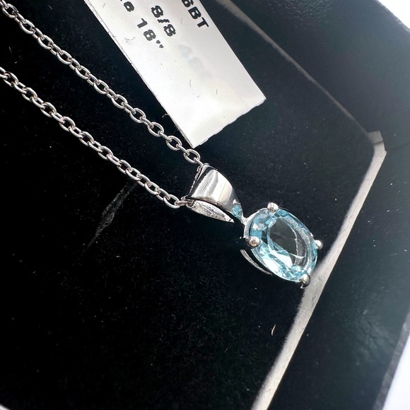 925 Sterling Silver 1 Carat Swiss Blue Topaz Oval Cut 18" Chain Necklace - Picture 2 of 3